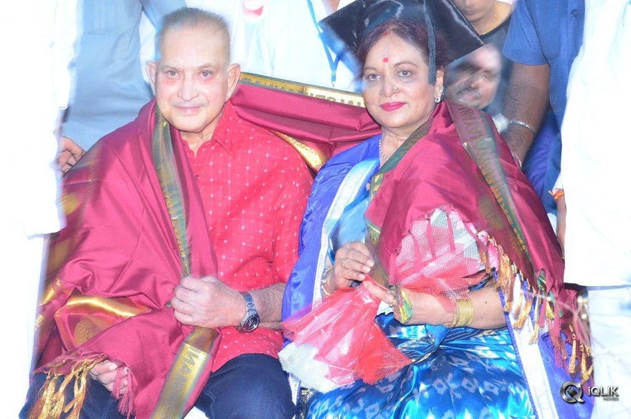 Talasani-Srinivas-Yadav-And-Maa-Association-Felicitates-VijayaNirmala-For-Her-Doctarate-Honour
